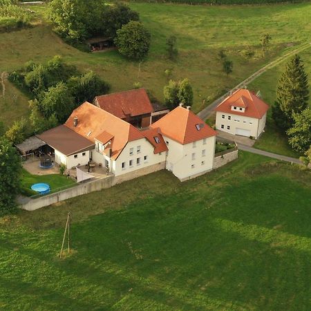 Ferienwohnungen Finkengrund Bueren  Exteriör bild